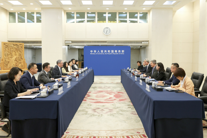 法国达能集团首席执行官盛睿安2.jpeg